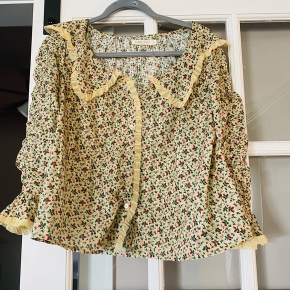 Christy Dawn Floral Blouse with Ruffle Trim - Picture 6 of 9